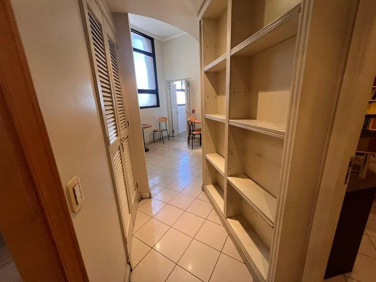VENTA Oficina Piso Completo Edificio Gomez Mendoza 5