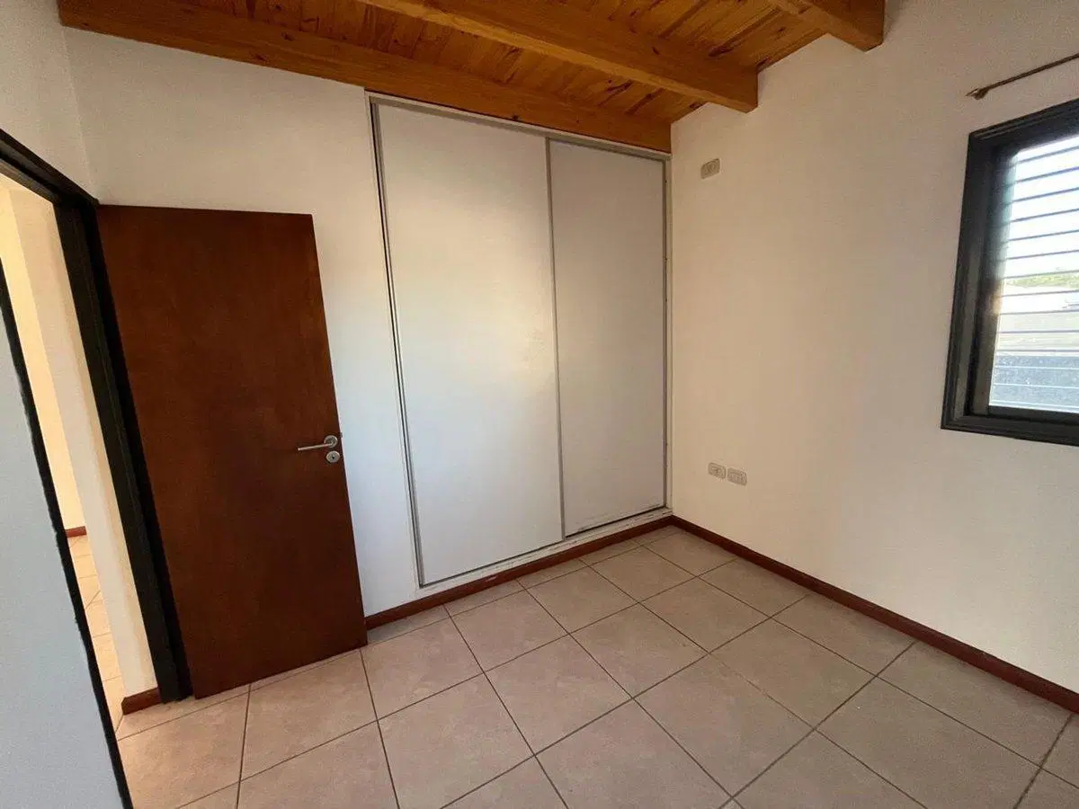 DEPARTAMENTO EN ALQUILER EN CENTRO LAS HERAS 5