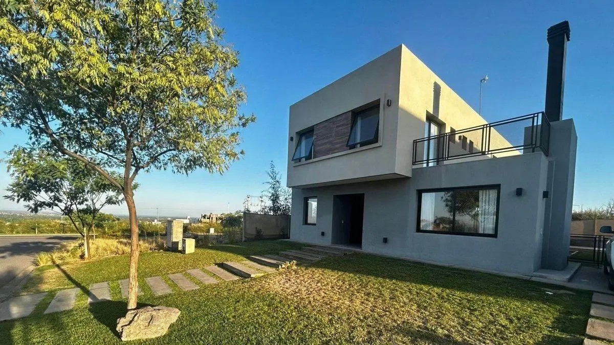 Casa en Venta en Barrio Privado Mendoza Norte 5
