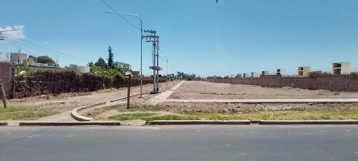 VENTA LOTE BARRIO LOS SARMIENTOS LUZURIAGA MAIPU 2