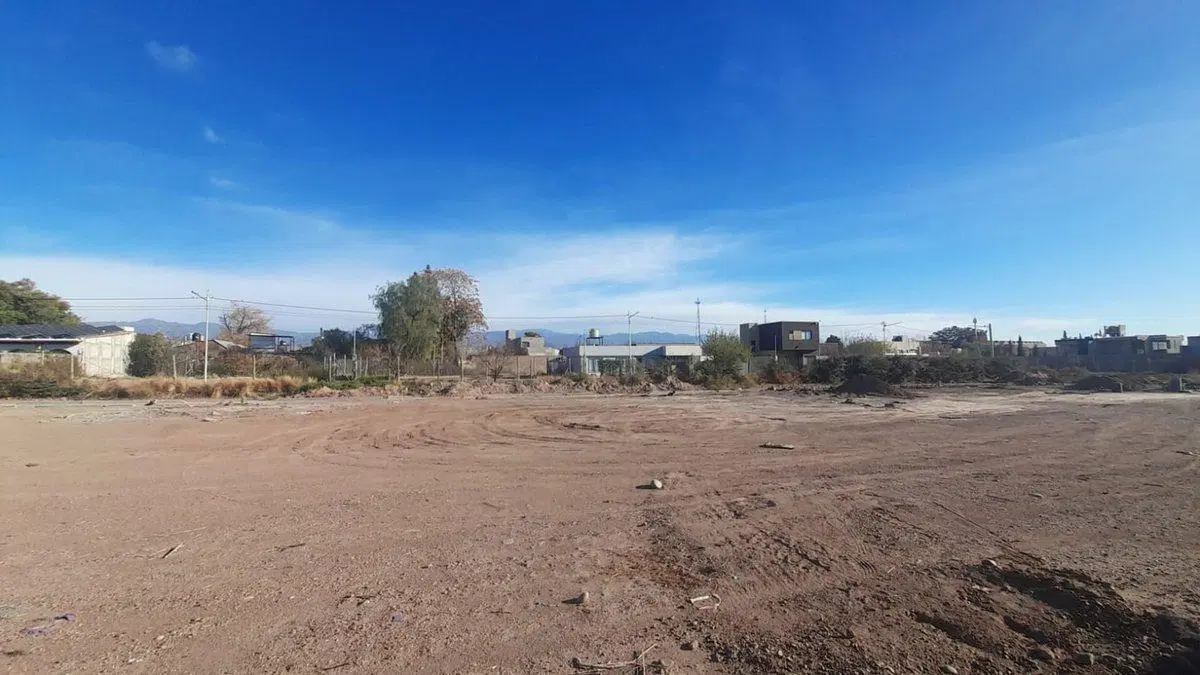 VENTA LOTE BARRIO LOS SARMIENTOS LUZURIAGA MAIPU 4