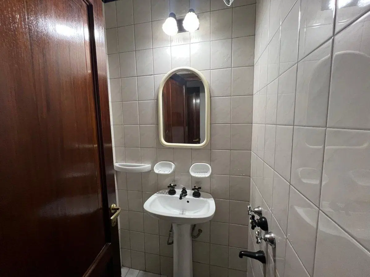 VENTA DE CASA B° BOMBAL - MENDOZA. 2