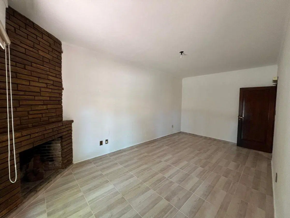 VENTA DE CASA B° BOMBAL - MENDOZA. 3
