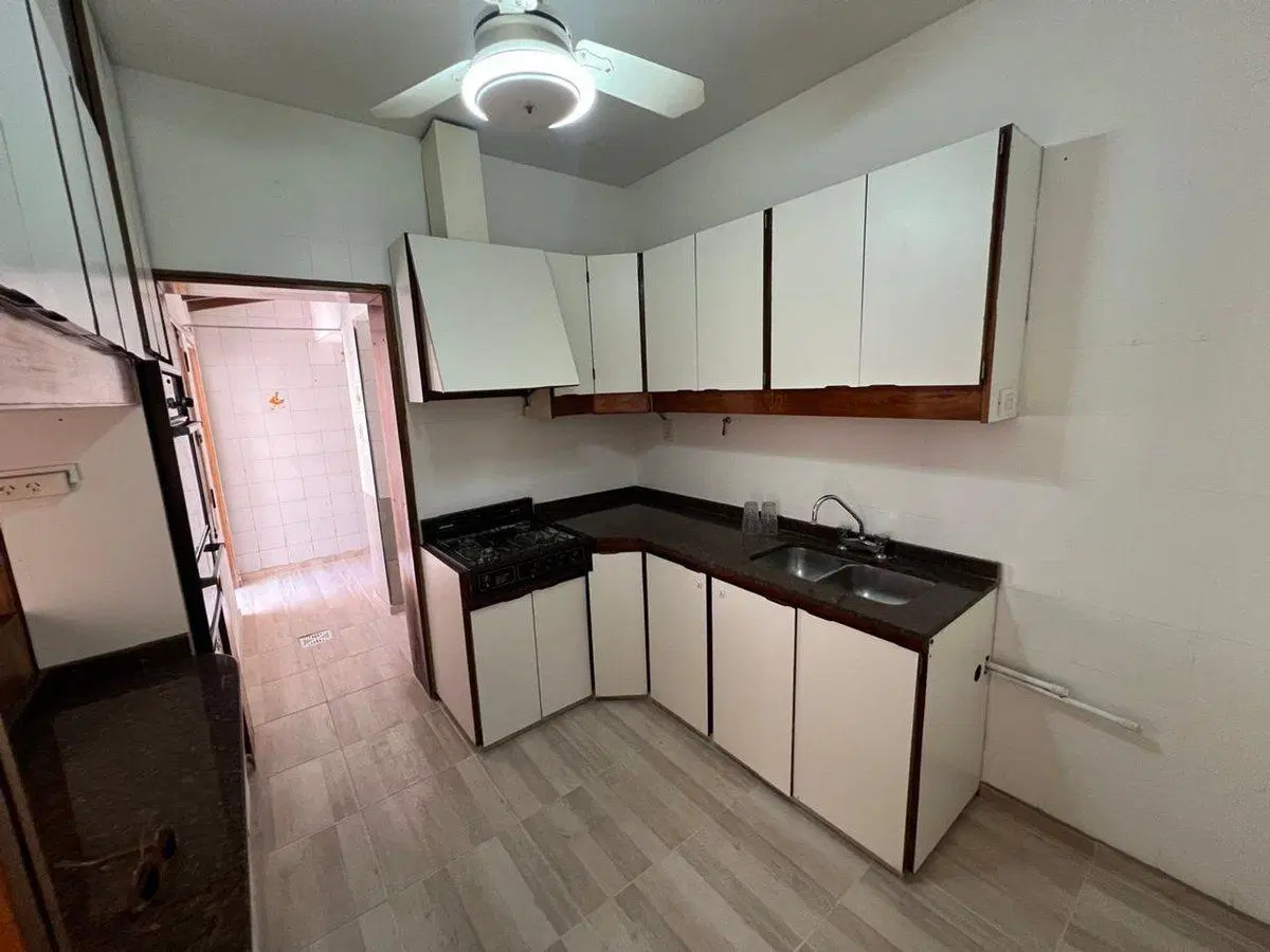 VENTA DE CASA B° BOMBAL - MENDOZA. 5