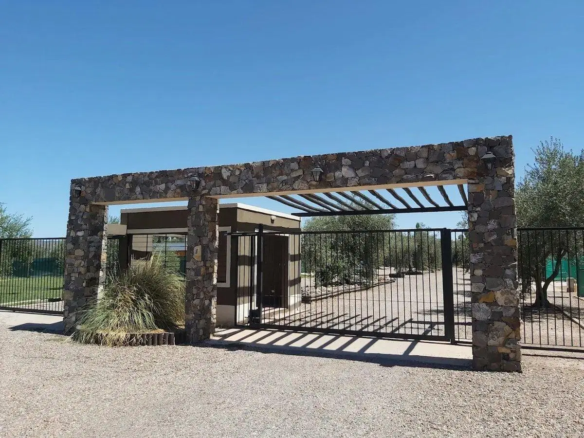 VENTA LOTE ´´OLIVOS DE FURLOTTI ´´  MAIPU MENDOZA 3