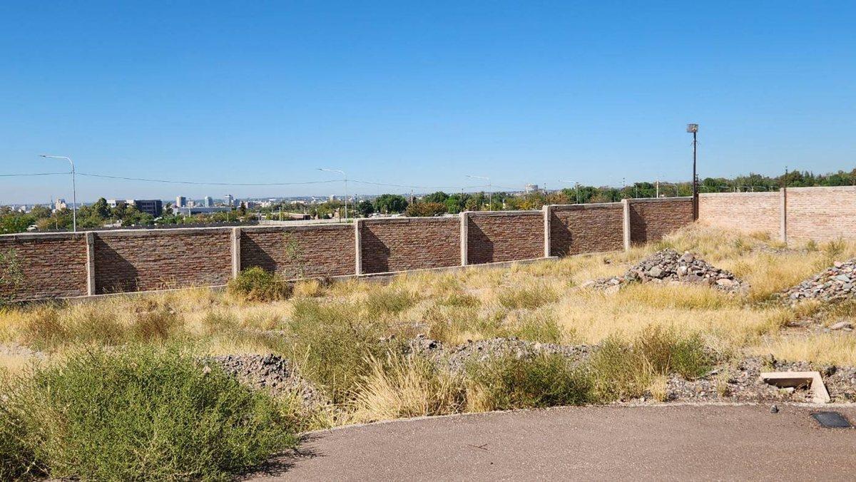 Venta Lote Apto PH B° Privado frente Dalvian