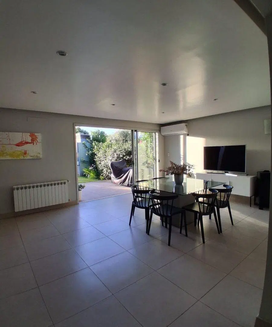 ALQUILER CASA B PRIVADO TERRUÑOS ARAOZ ll LUJAN 4