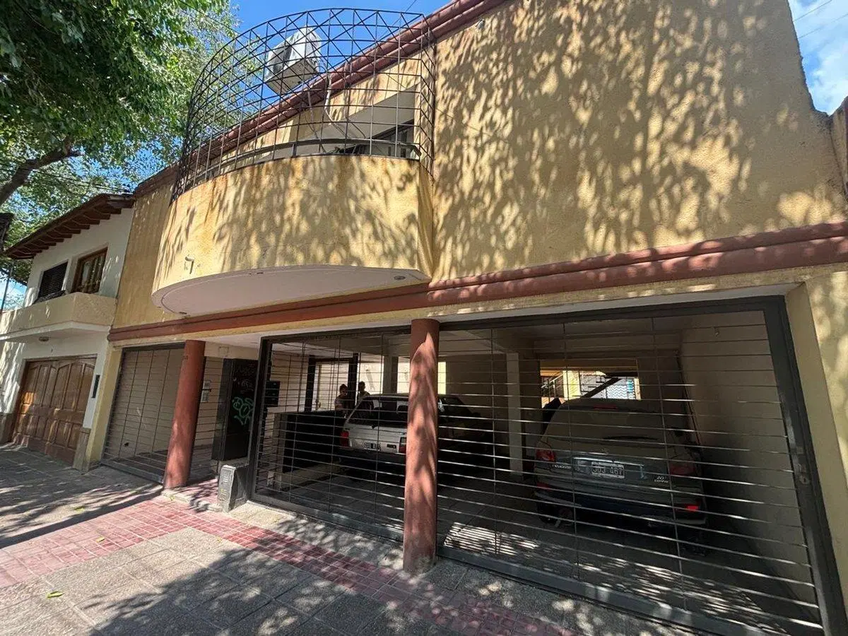 Venta departamento 1 dorm + cochera 4ta Secc Oeste 2