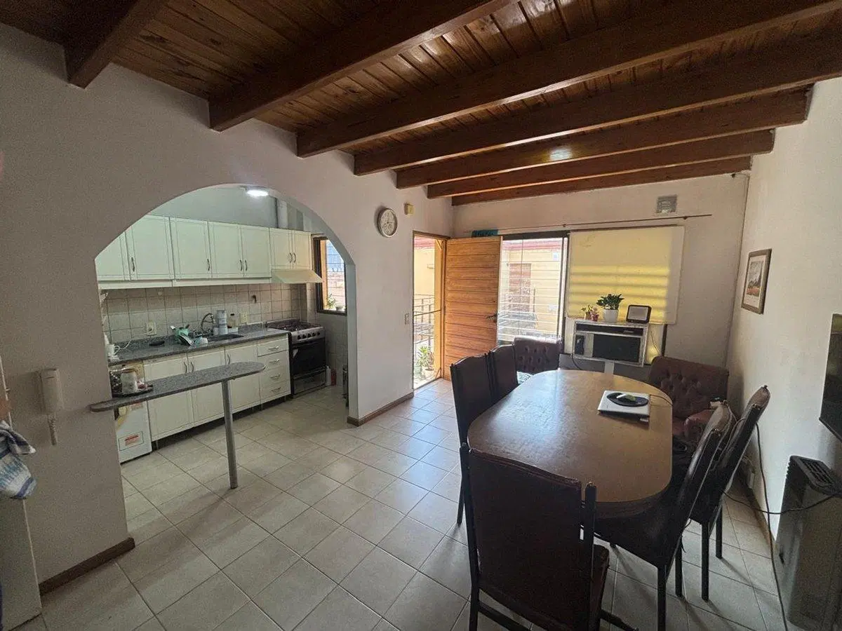 Venta departamento 1 dorm + cochera 4ta Secc Oeste 4