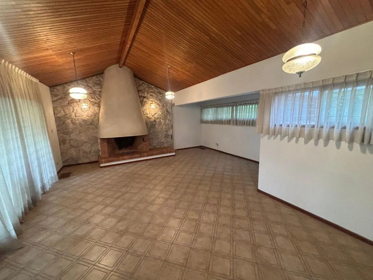 Alquiler residencial casa de categoría La Puntilla 3