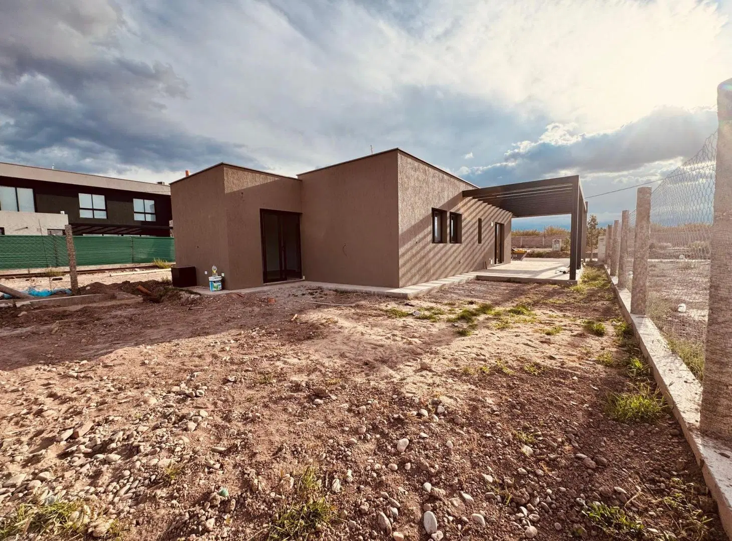 CASA A ESTRENAR EN VENTA BARRIO LAS TACAS MAIPU 5