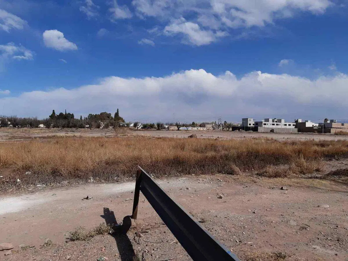 Lote 19.000 m2 venta Evans y Godoy Cruz Lujan de C 3