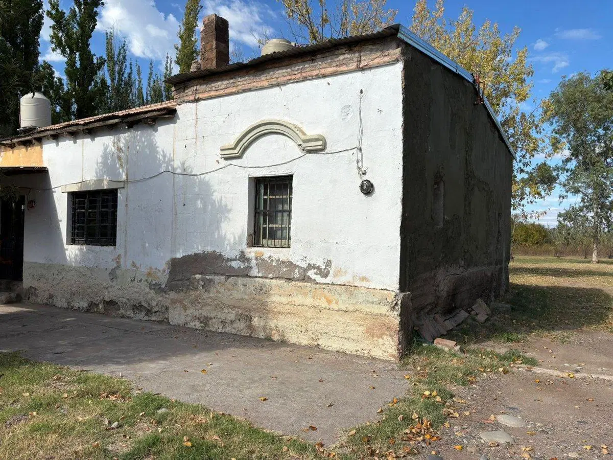 Casa a la venta en San Rafael - Cuadro Benegas 3