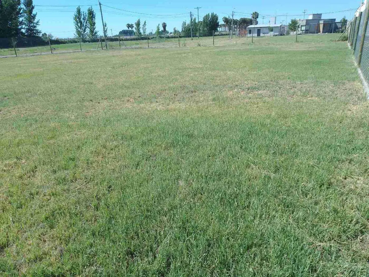 Lote 522 m2 en venta en Barrio Verde Pueblo Gllen 2