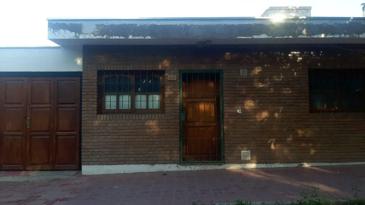 VENTA CASA 2 DORMITORIOS  GODOY CRUZ 3