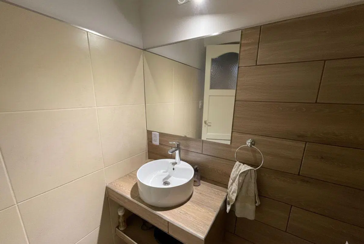 CASA EN VENTA 4 DORMITORIOS CON PILETA  GUAYMALLEN 3