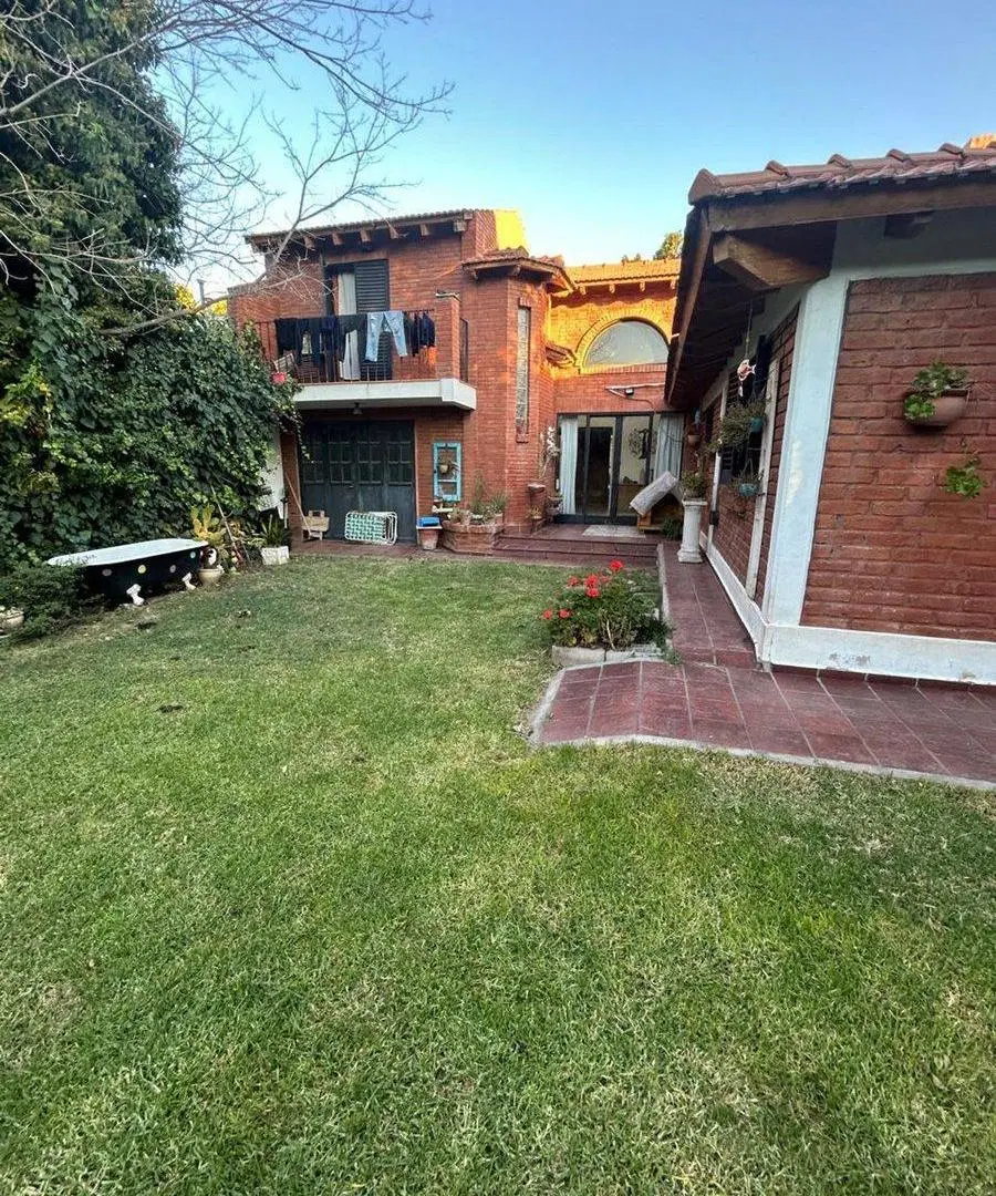 VENTA CASA 3 DORMITORIOS VISTALBA LUJAN DE CUYO 5