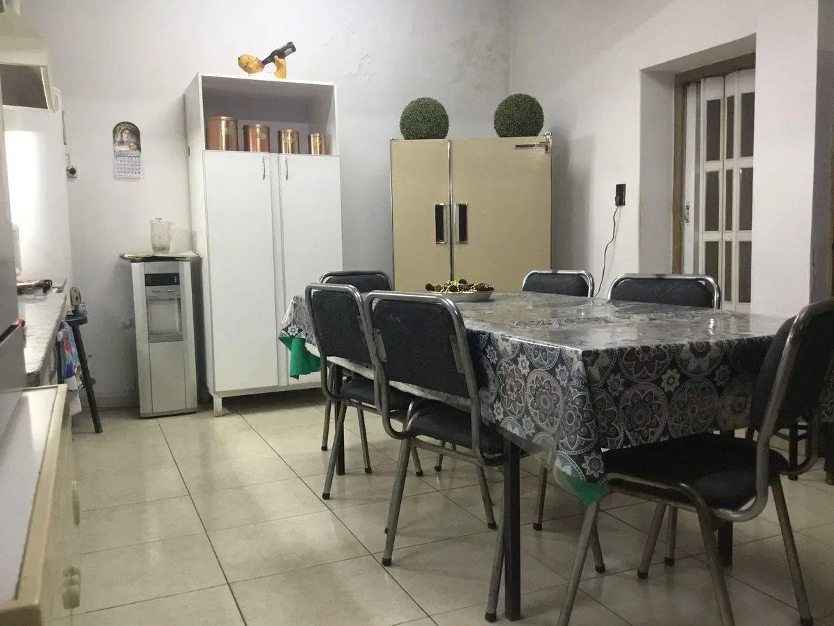 VENTA CASA ESQUINA 2 PLANTAS Y 4DORMITORIOS 2