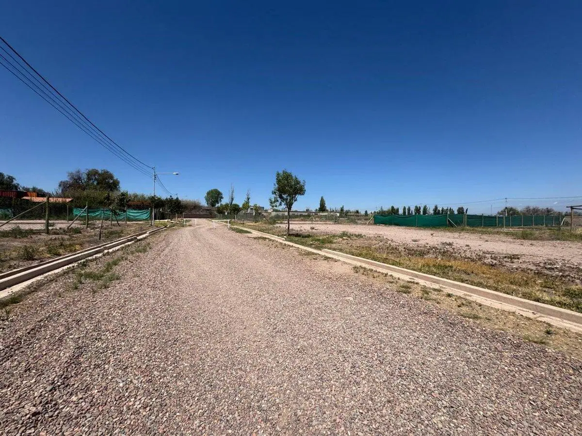 LOTE EN VENTA BARRIO AMPROS VI, MAIPU, MENDOZA 2