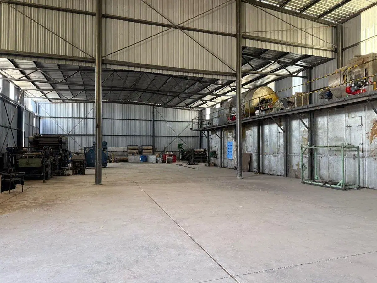 VENTA EXCELENTE GALPON PARQUE INDUSTRIAL LAS HERAS 2