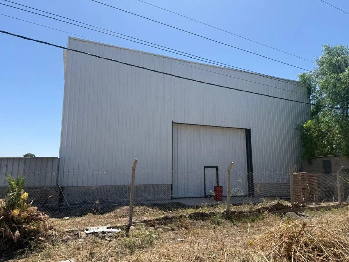 VENTA EXCELENTE GALPON PARQUE INDUSTRIAL LAS HERAS 3