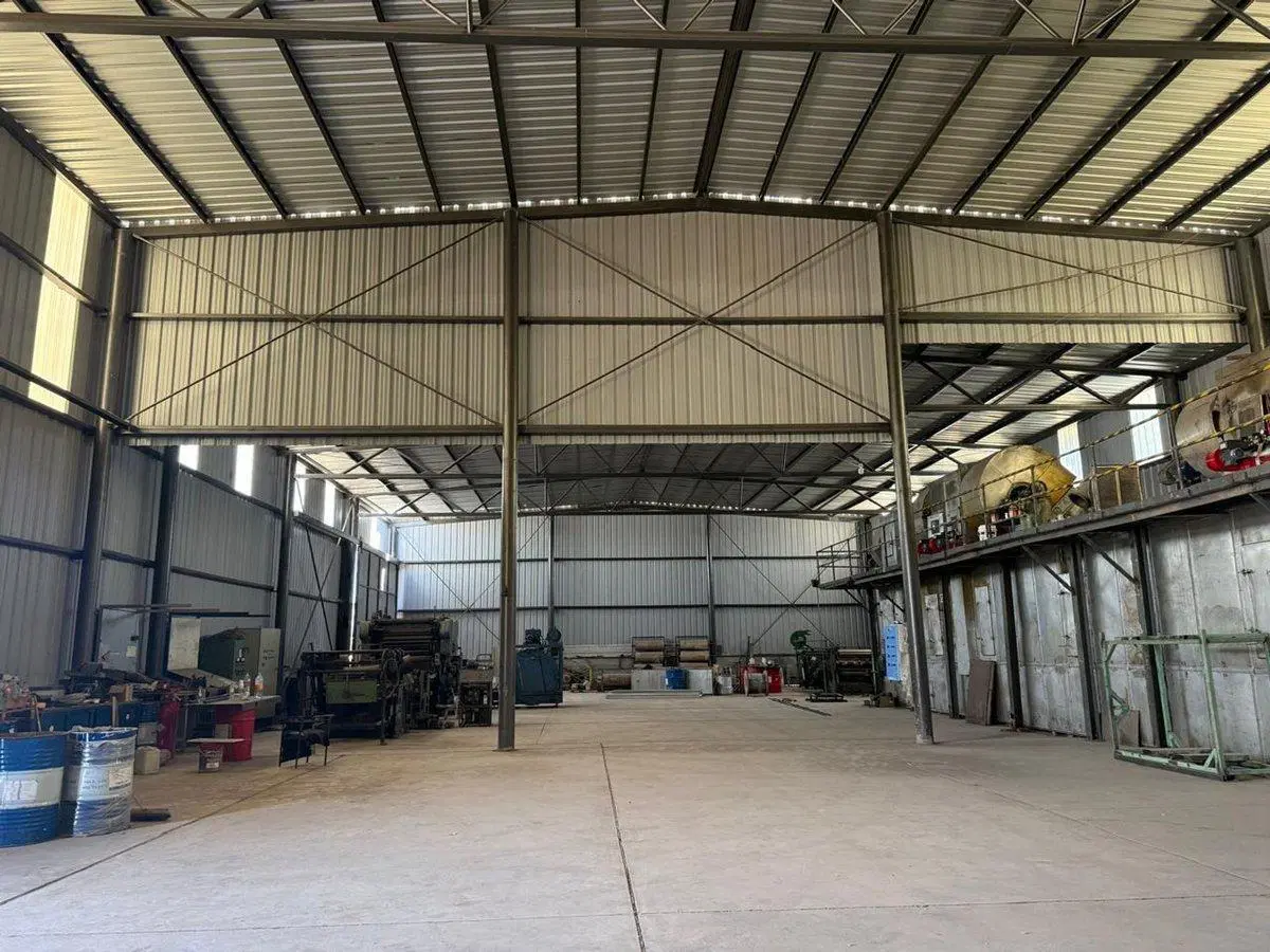 VENTA EXCELENTE GALPON PARQUE INDUSTRIAL LAS HERAS 5