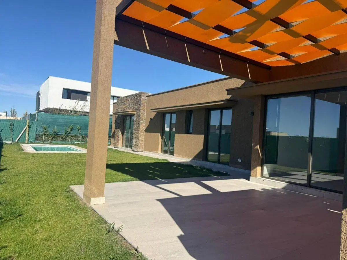 Venta casa a Estrenar Barrio Gran Boedo Mendoza 4