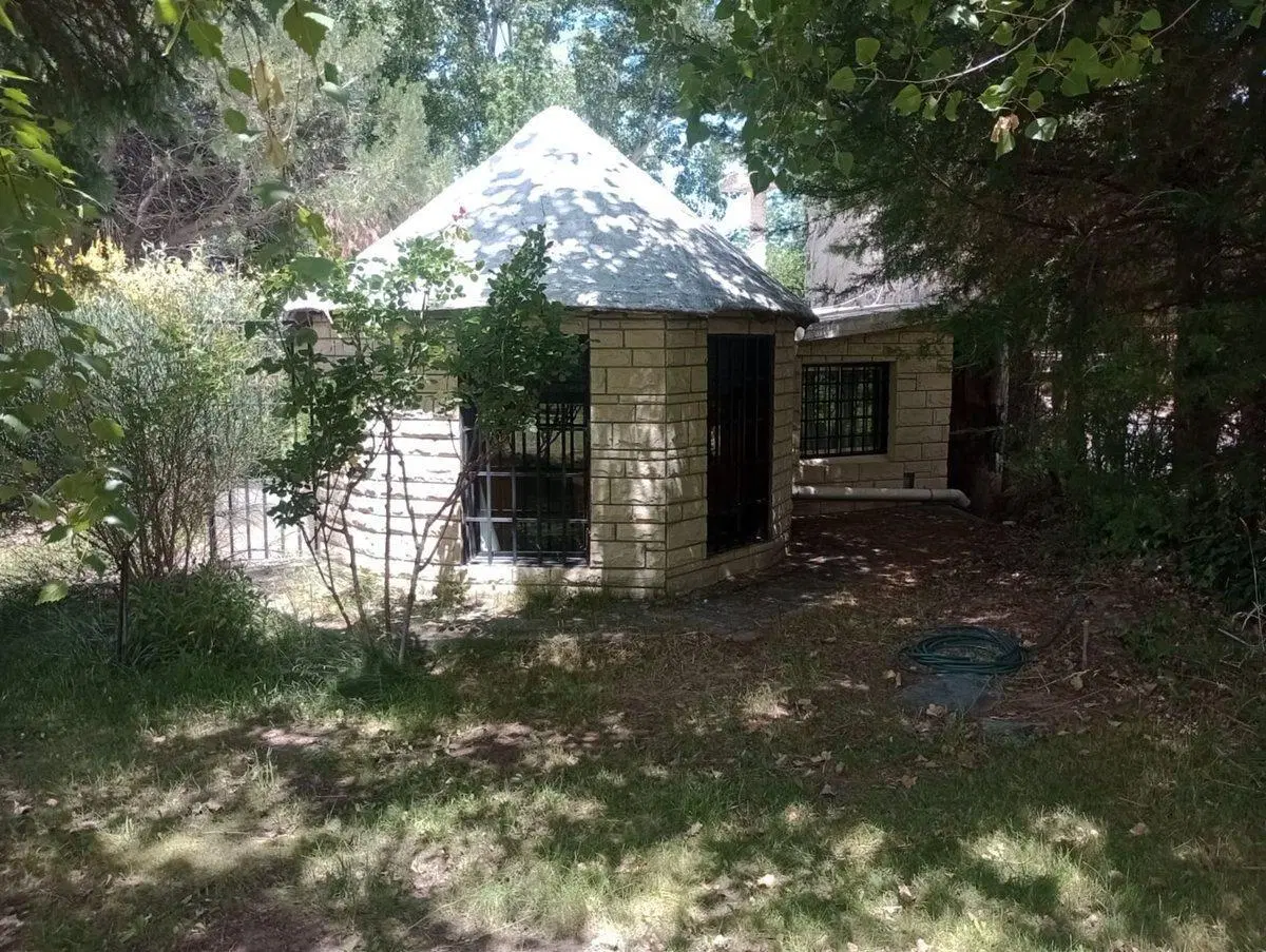 Venta casa + cabaña en gran terreno en Potrerillos 4