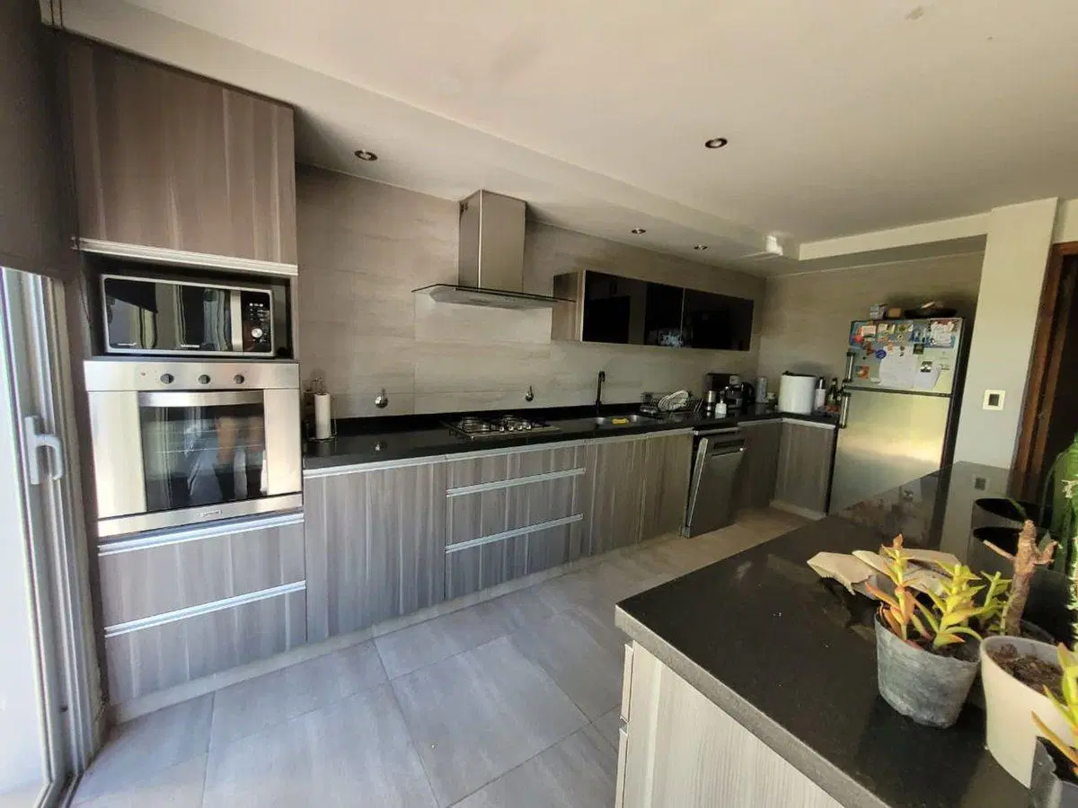 CASA VENTA 3 DORMITORIOS B. MARQUESADO -MAIPU 5