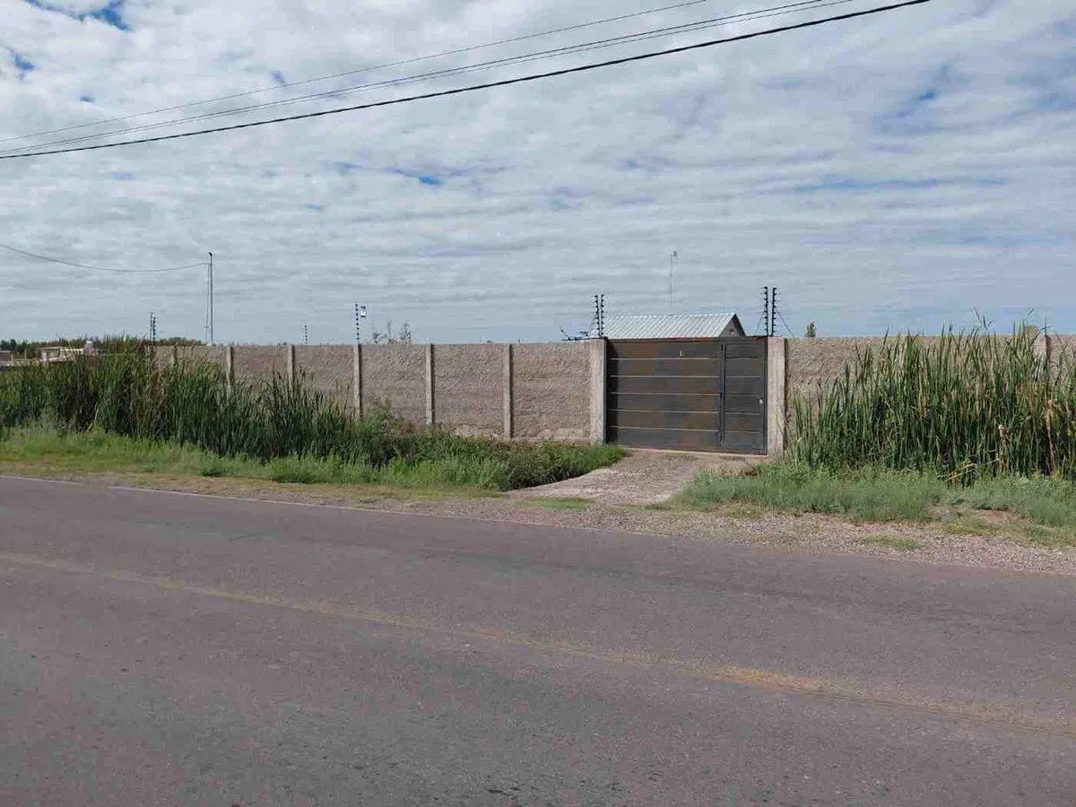 Terreno en venta 3466 mtros. casa ind. C.Segovia 2
