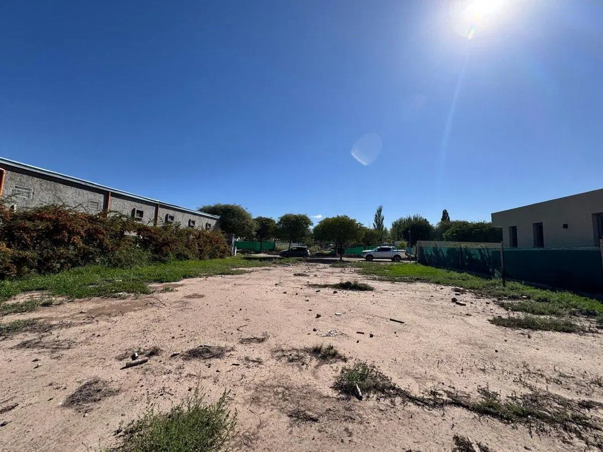 LOTE EN VENTA BARRIO SEMI PRIVADO CHACRAS CUORE 2