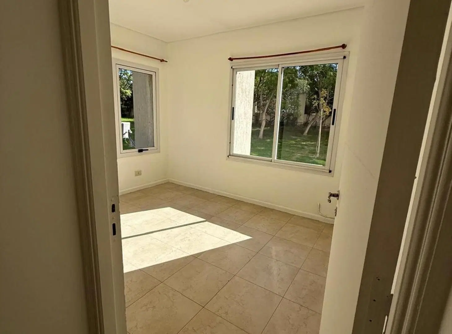 ALQUILER DEPARTAMENTO 1 DORMITORIO, COCHERA MAGNA 3