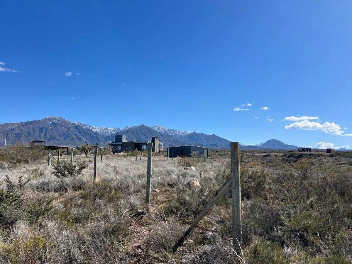 LOTE EN VENTA BARRIO PRIVADO ALTOS DE LA CRUCESITA 5