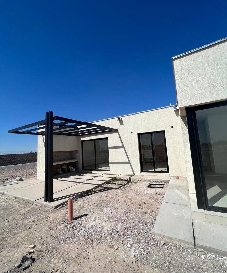 Venta casa B° Las Retamas Maipu Mendoza