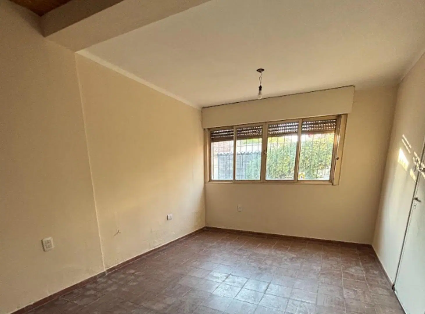 VENTA CASA BARRIO BOMBAL, GODOY CRUZ 5