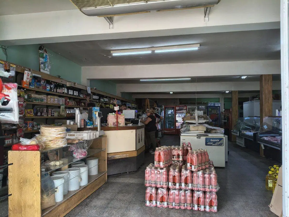 Local en venta c / financiación  - Las Heras 5