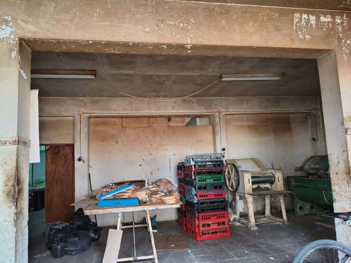 Local en venta c / financiación  - Las Heras 4