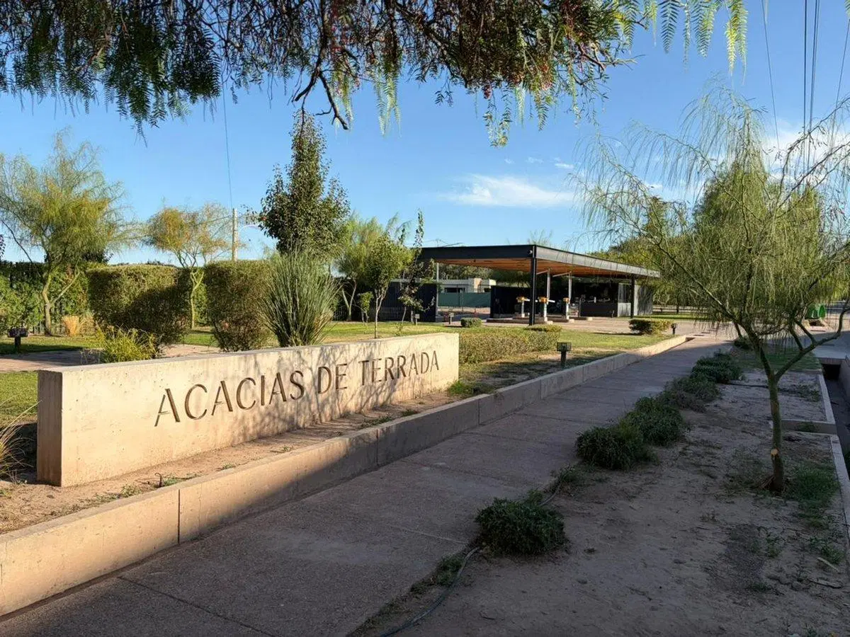 LOTE ESQUINA ACACIAS DE TERRADA, LUJÁN, MENDOZA. 4