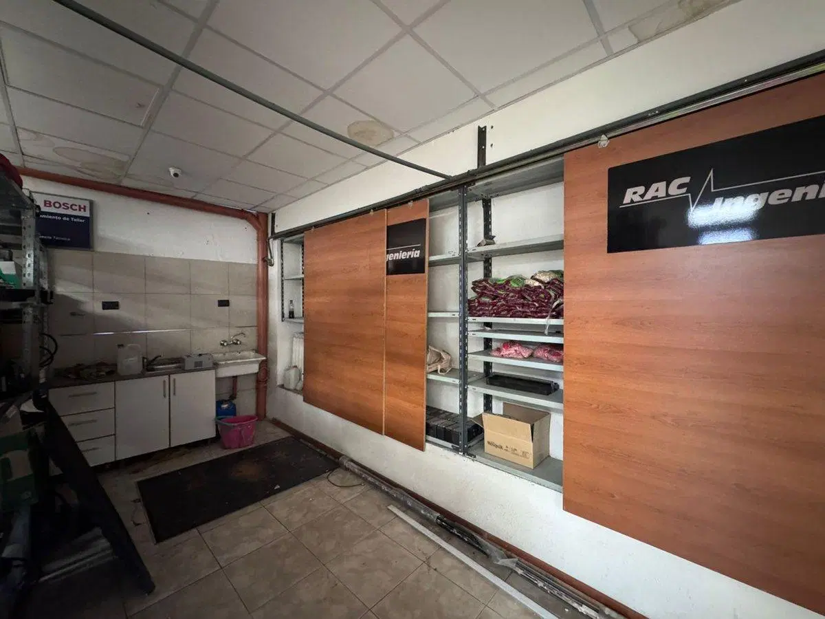 ALQUILER DE LOCAL COMERCIAL EN CIUDAD 5