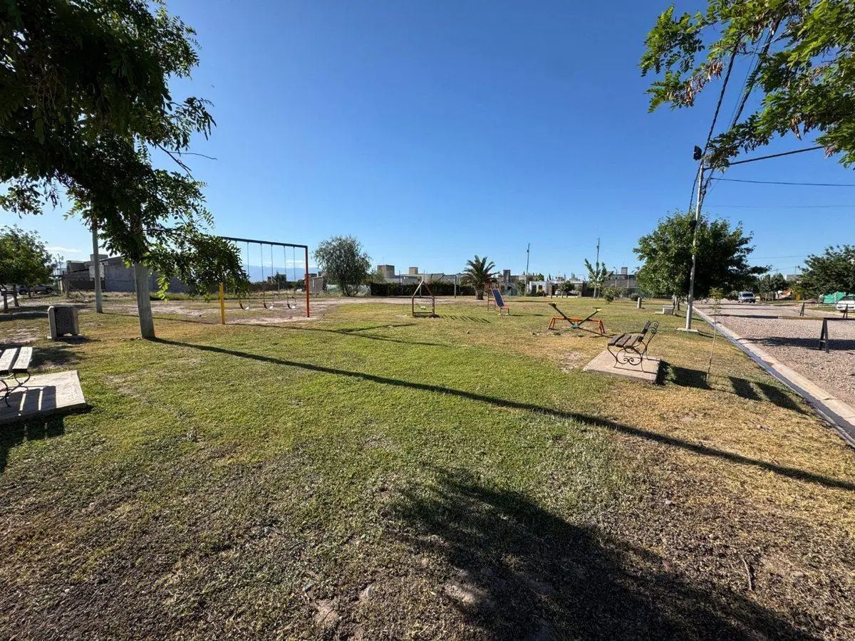 Lote en venta Barrio Rincón de Mitre, Maipú 5