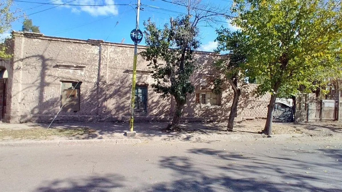VENTA LOTE ESQUINA OPORTUNIDAD DE INVERSIÓN MAIPU 3