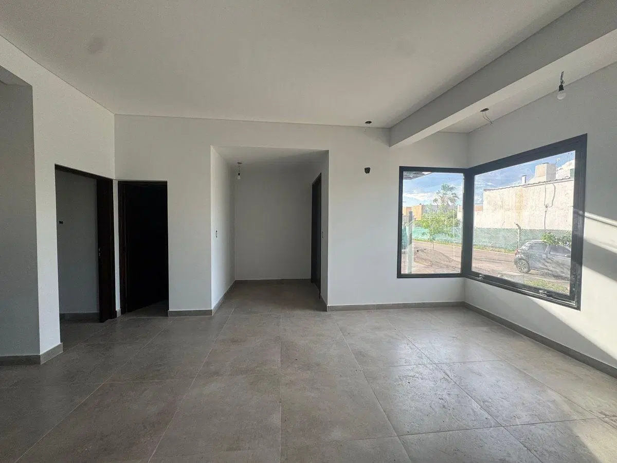 CASA EN VENTA BARRIO LOMAS DEL TORREON MAIPU 3