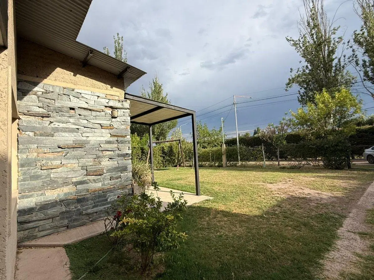 Venta casa B° Ranchos la Merced Maipú 5