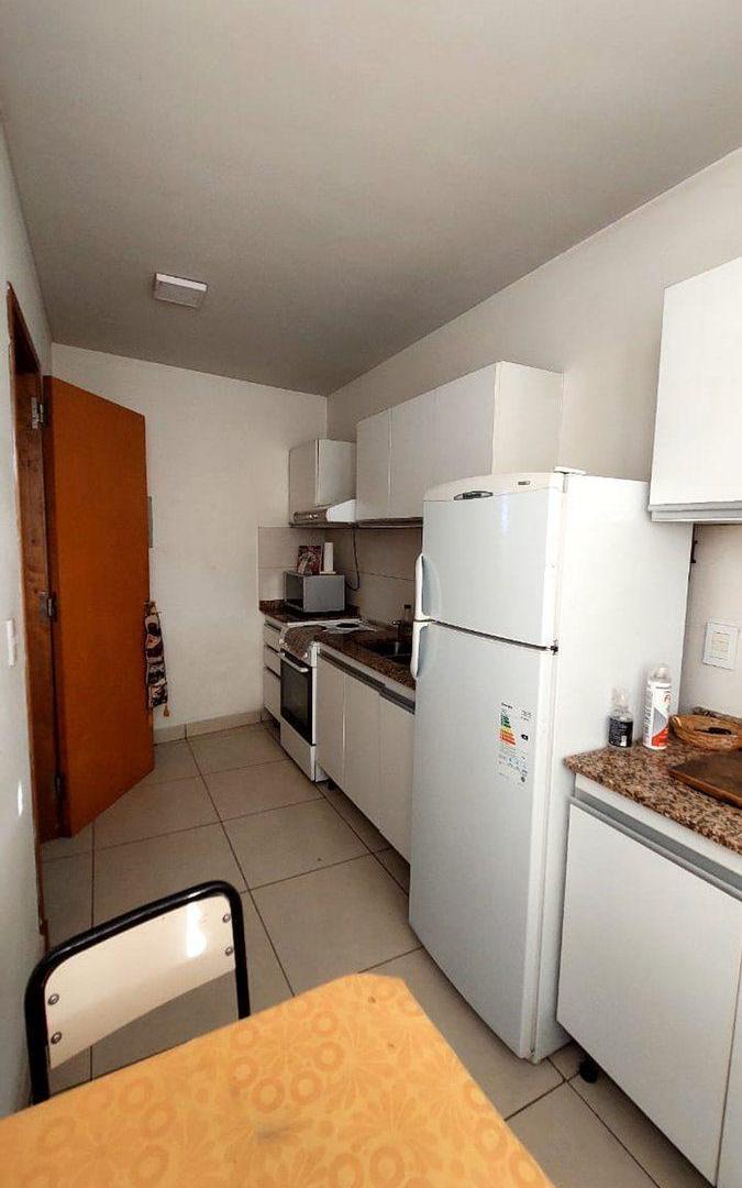 Foto de venta departamento gllen 2 dorm, 1 baño, cochera, imagen 2