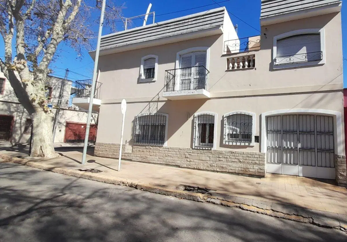 VENTA CASA APTA CREDITO CIUDAD MENDOZA 5