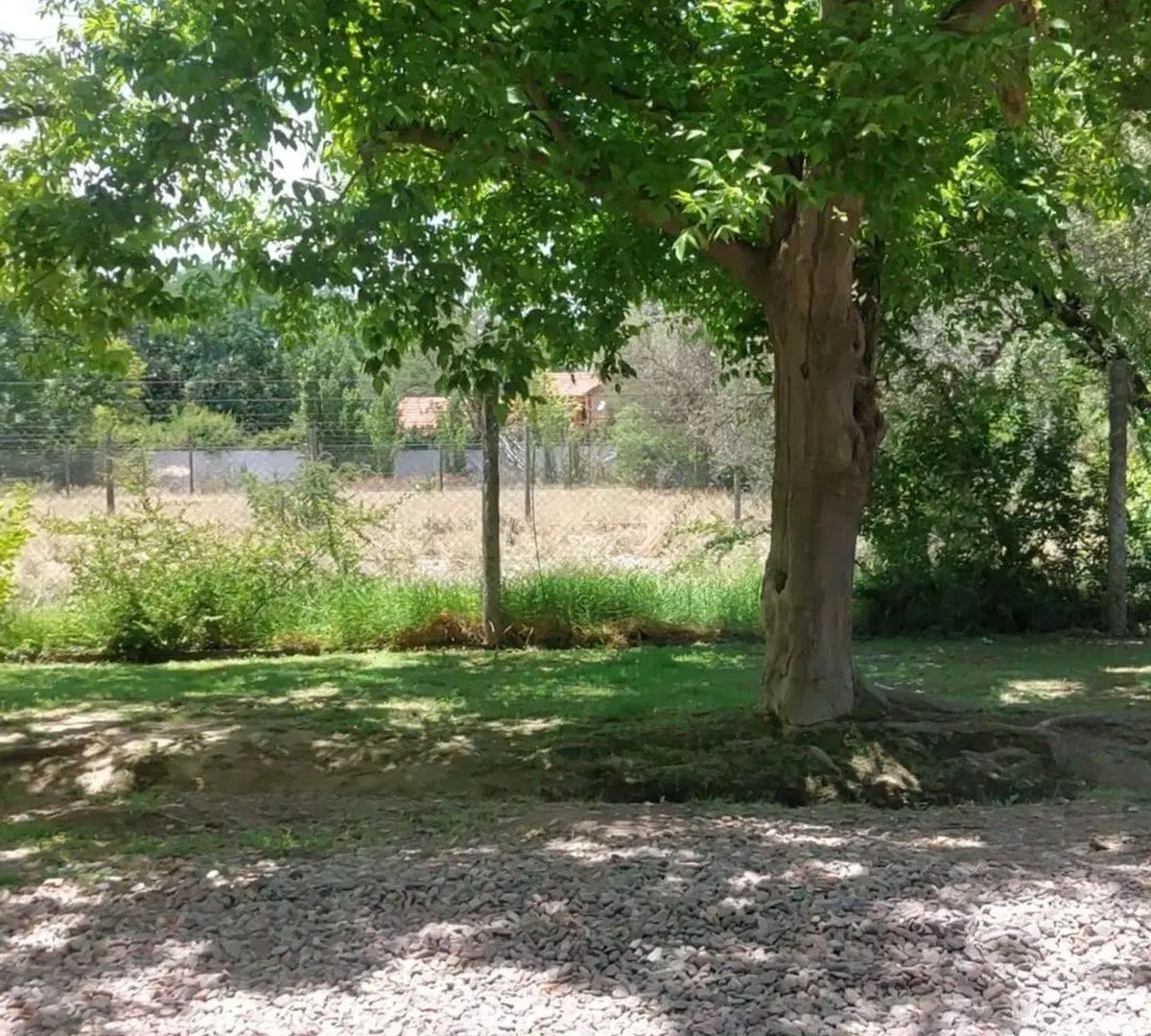 LOTE EN VENTA CHACRAS DE CORIA CALLEJÓN PRIVADO 4