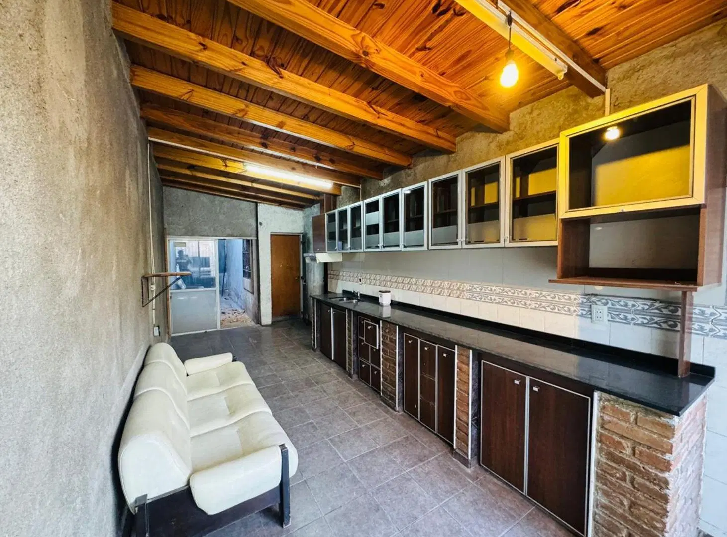 Casa en Venta 3 dormitorios con patio y cochera 5