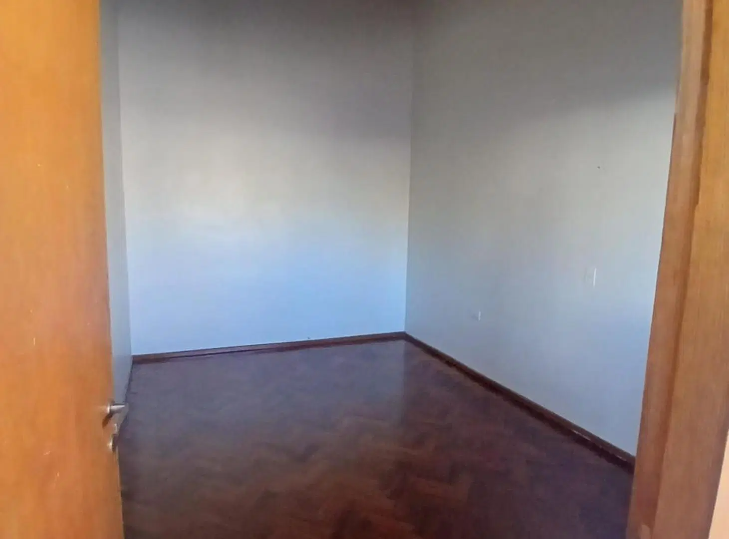 ALQUILER DEPTO 5 HABITACIONES COCHERA B TRAPICHE 2
