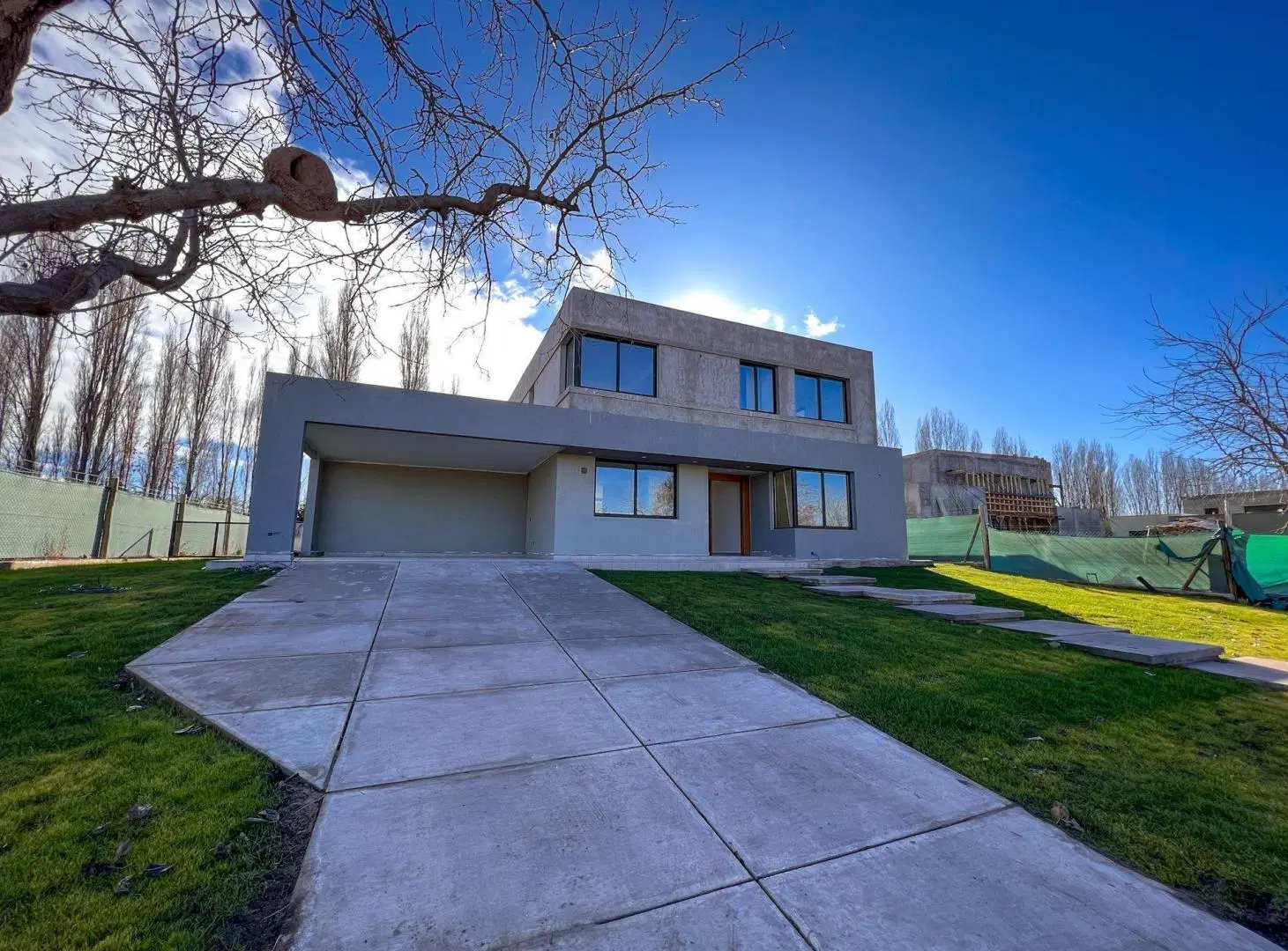 CASA EN VENTA BARRIO PRIVADO LA VACHERIE MAIPU 3