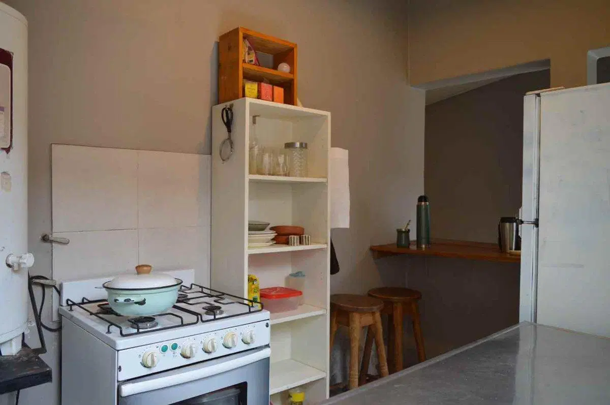 VENTA CASA EN LA SEXTA SECCION 1 DORM. 2